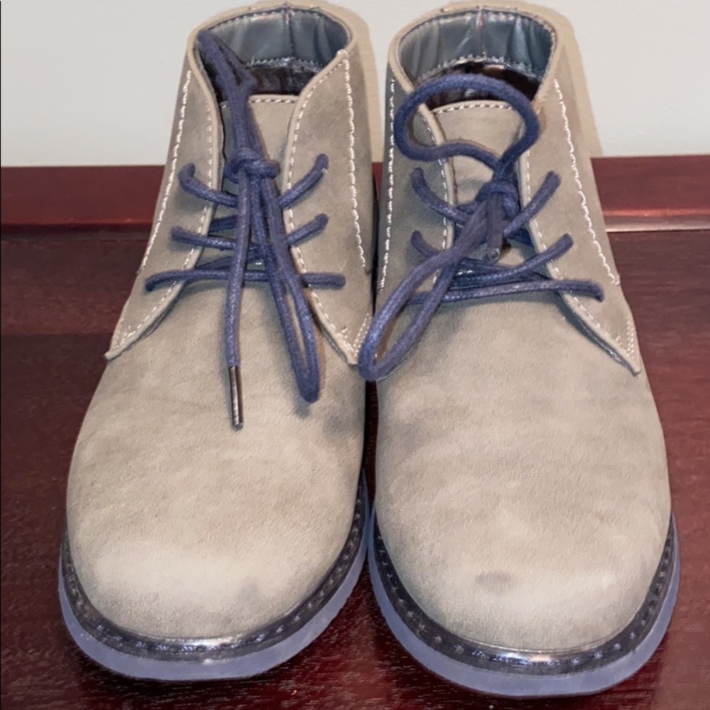 Size 13 boys shoes